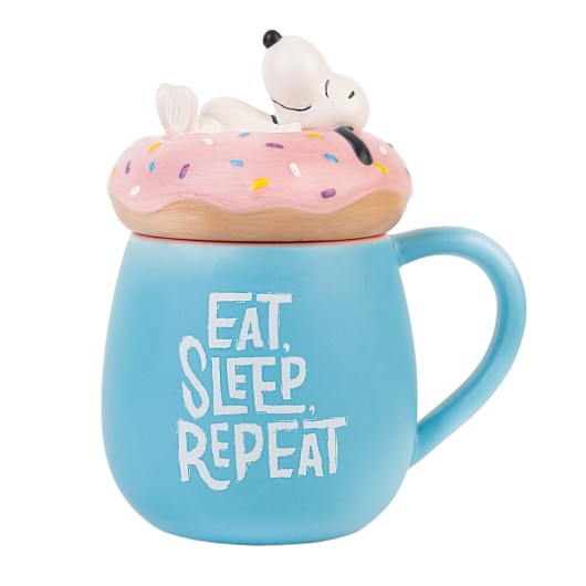 Caneca 3D Snoopy Rosquinha
